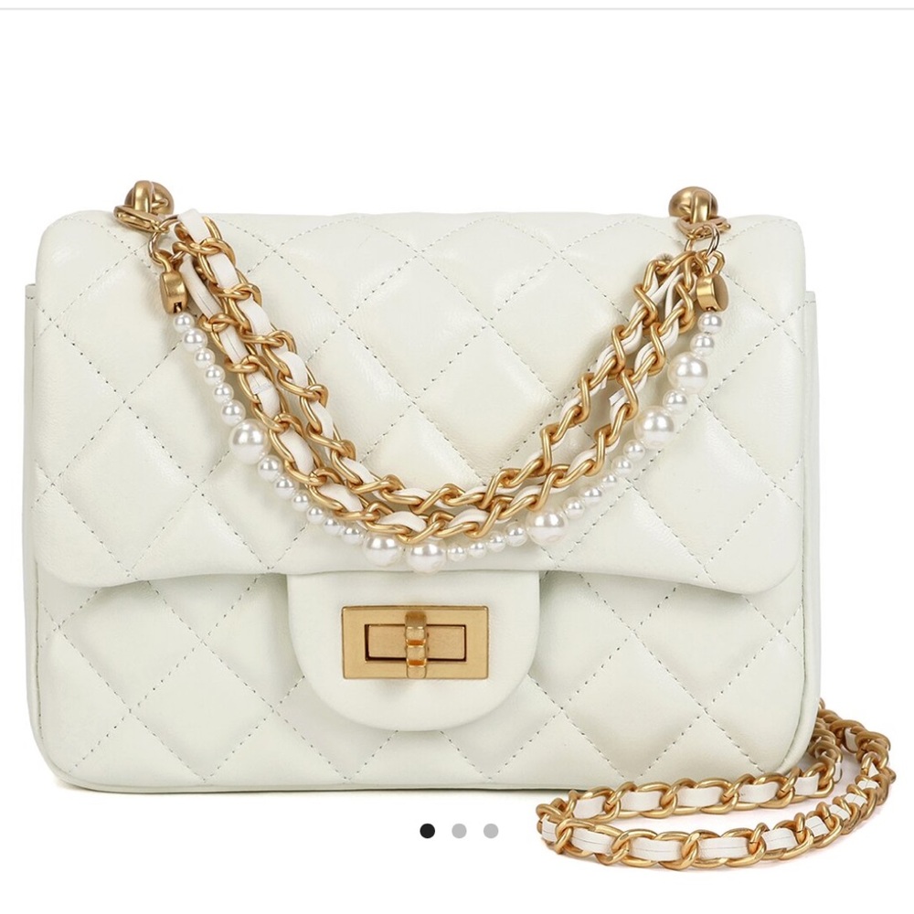 Quilted sheepskin leather (pale green)